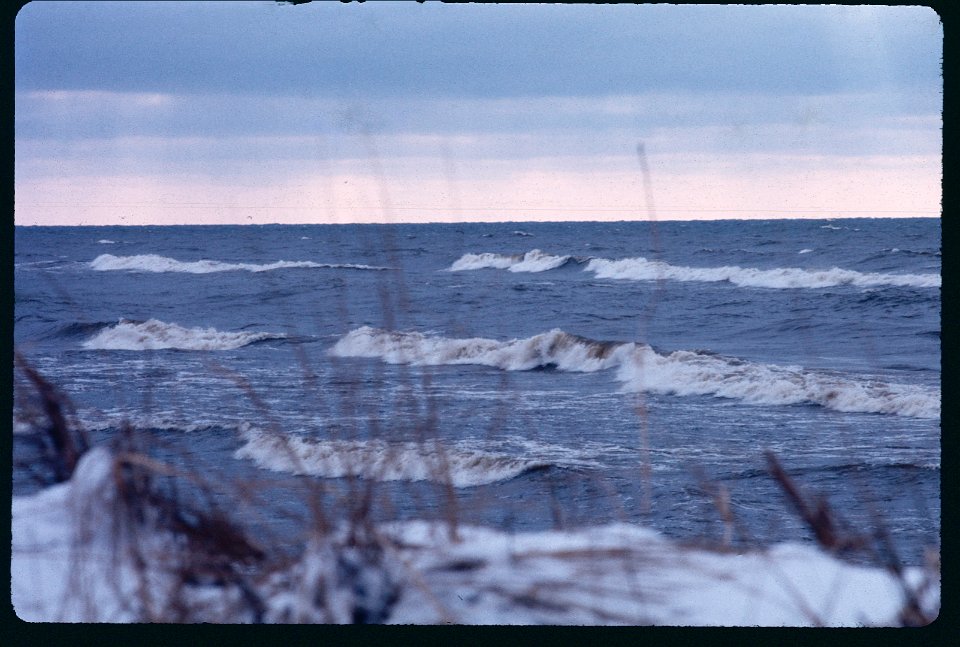 Ice  Waves 1976